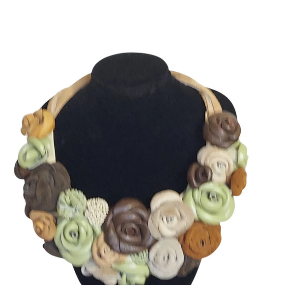 Artisan Leather Suede Floral Choker Green Brown Tan Flowers Magnetic Closure - Picture 2 of 14
